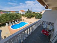 Vila Dragica | Apartmani Kaštelan Rab